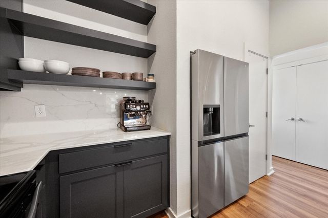 6907 Sumner Street, The Colony, TX 75056