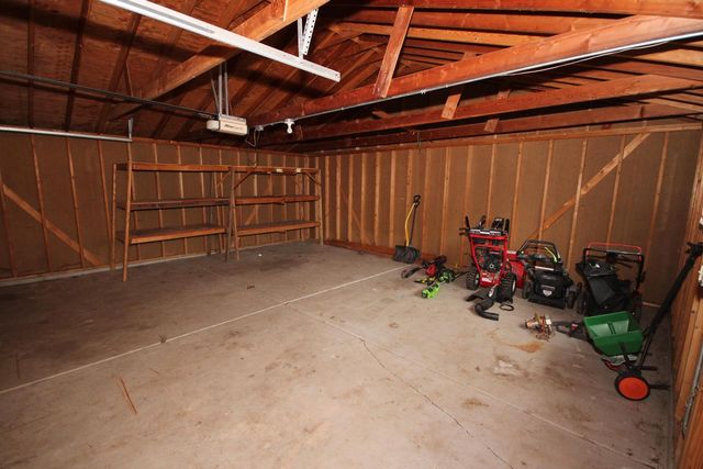 8645 S Riverton ROAD, Oak Creek, WI 53154