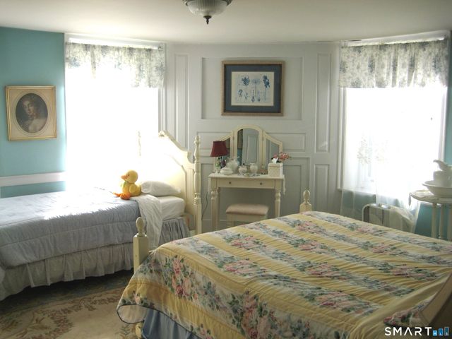 9 Chelsea Parade South, Norwich, CT 06360