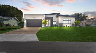 1017 NE 4th PL, Cape Coral, FL 33909