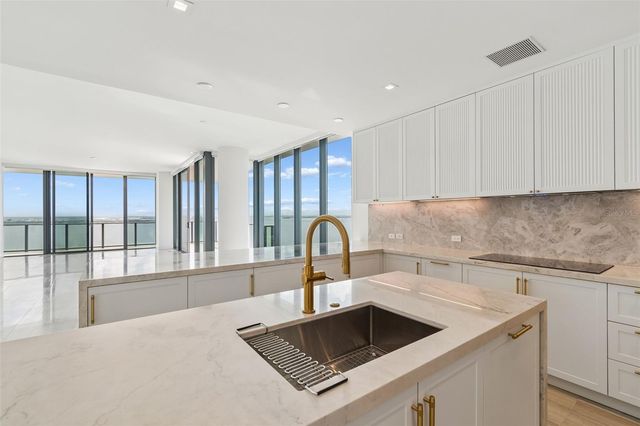 3101 BAYSHORE BOULEVARD 2104, Tampa, FL 33629