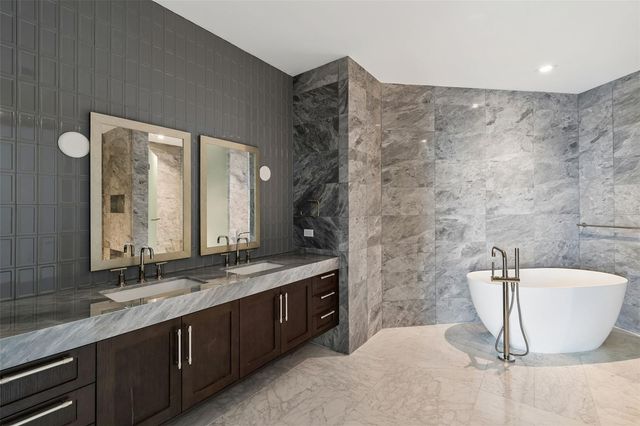 3101 BAYSHORE BOULEVARD 2104, Tampa, FL 33629