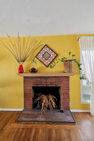 6110 Amaya Dr, La Mesa, CA 91942