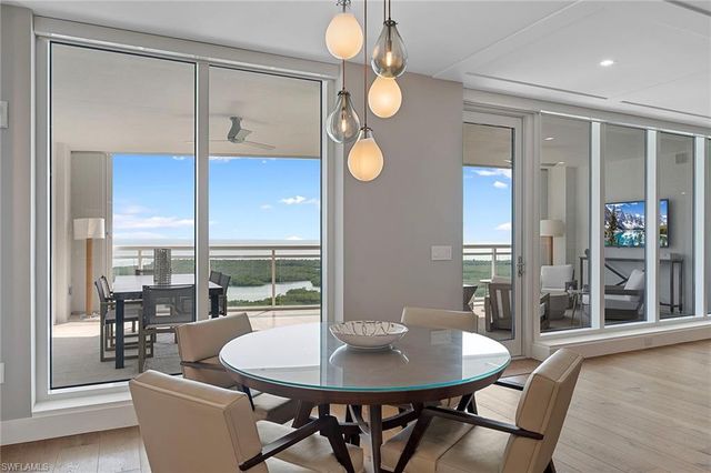 13915 Old Coast RD 2205, Naples, FL 34110