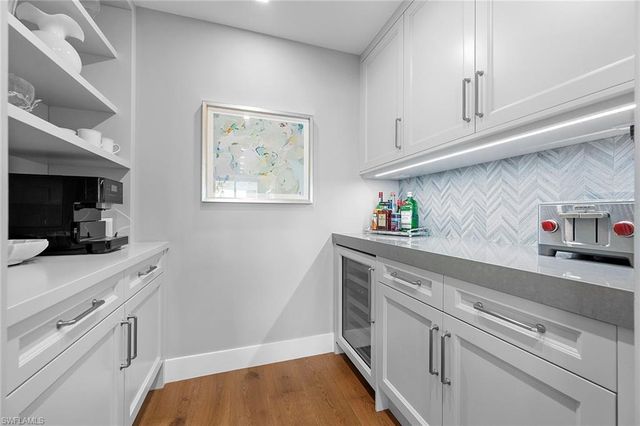 13915 Old Coast RD 2205, Naples, FL 34110