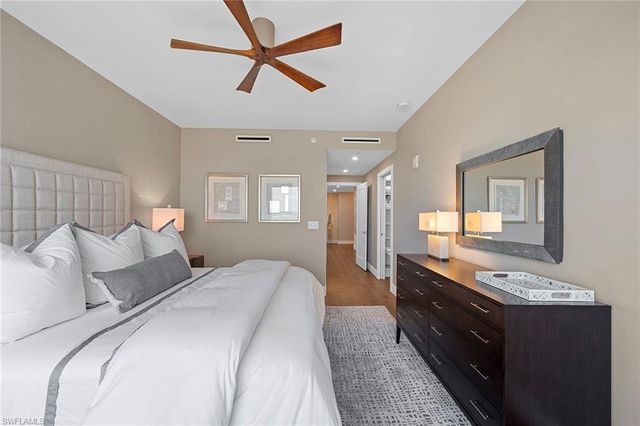 13915 Old Coast RD 2205, Naples, FL 34110