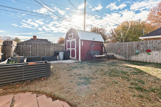 5827 Andover Drive, Amarillo, TX 79109