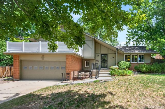 1658 S Ironton Street, Aurora, CO 80012