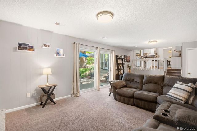 1658 S Ironton Street, Aurora, CO 80012