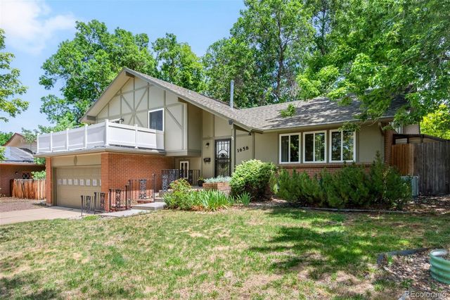 1658 S Ironton Street, Aurora, CO 80012