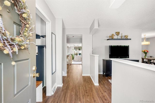 1658 S Ironton Street, Aurora, CO 80012
