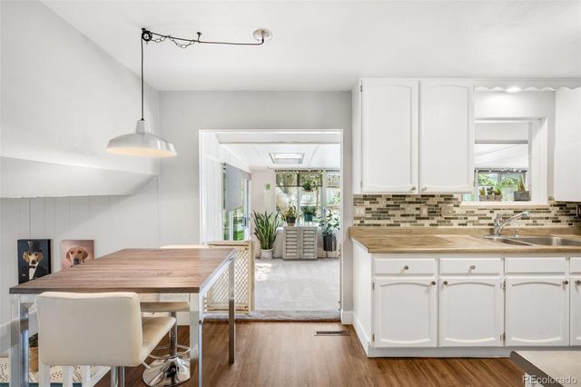 1658 S Ironton Street, Aurora, CO 80012
