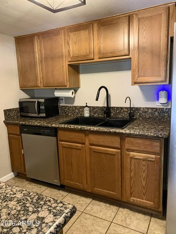 3511 E BASELINE Road 1170, Phoenix, AZ 85042