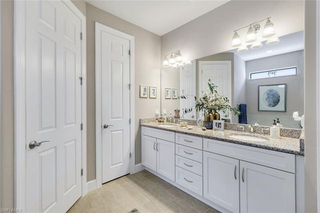 16345 Camden Lakes CIR, Naples, FL 34110