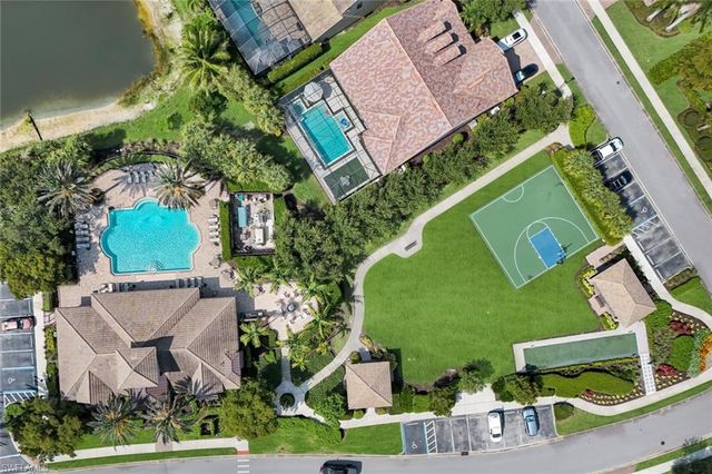 16345 Camden Lakes CIR, Naples, FL 34110