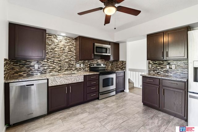 5327 S 53rd Street, Lincoln, NE 68516