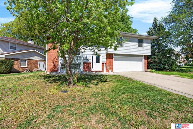 5327 S 53rd Street, Lincoln, NE 68516