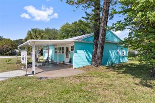 7001 13TH STREET N, St Petersburg, FL 33702