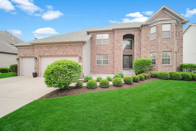 4231 Honey Locust Drive, Naperville, IL 60564