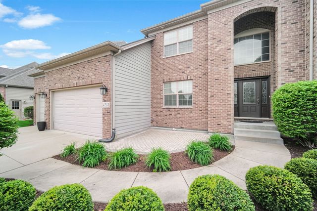 4231 Honey Locust Drive, Naperville, IL 60564