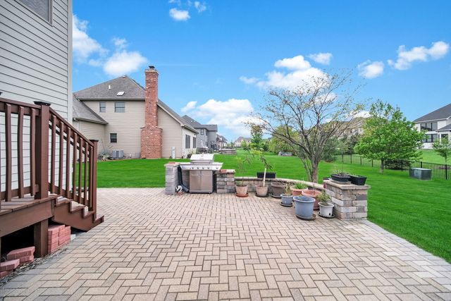 4231 Honey Locust Drive, Naperville, IL 60564