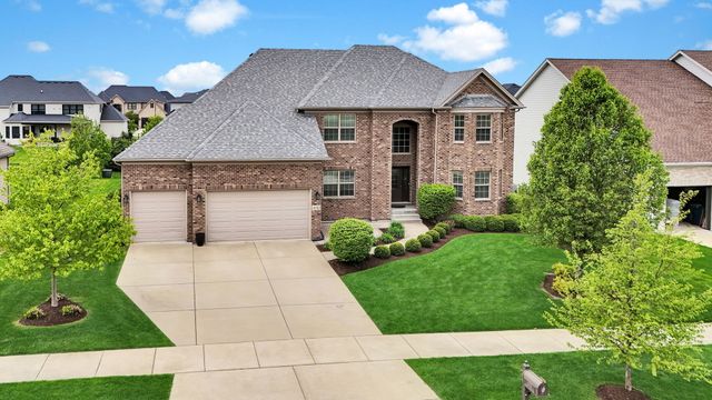 4231 Honey Locust Drive, Naperville, IL 60564