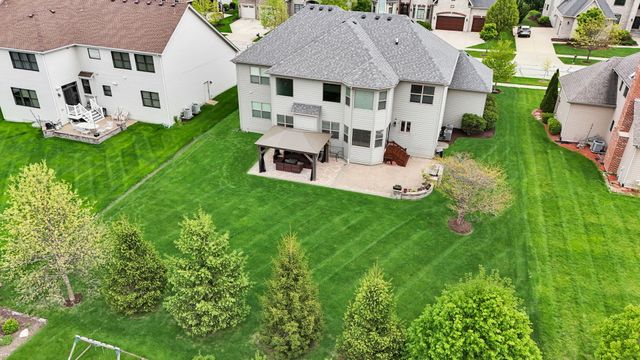 4231 Honey Locust Drive, Naperville, IL 60564