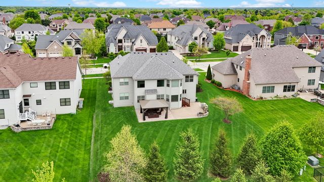 4231 Honey Locust Drive, Naperville, IL 60564