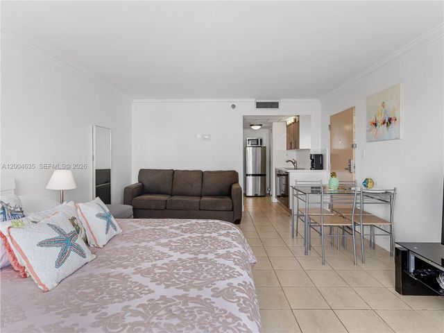 19201 Collins Ave 1109, Sunny Isles Beach, FL 33160