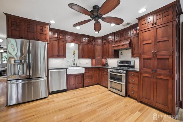 3811 Park Avenue, Edison, NJ 08820