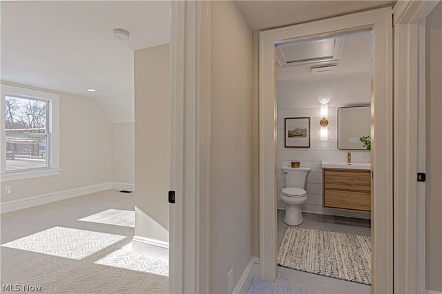 7532 State Route 43, Kent, OH 44240