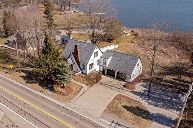 7532 State Route 43, Kent, OH 44240