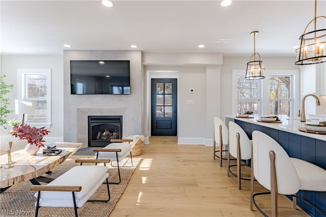 7532 State Route 43, Kent, OH 44240