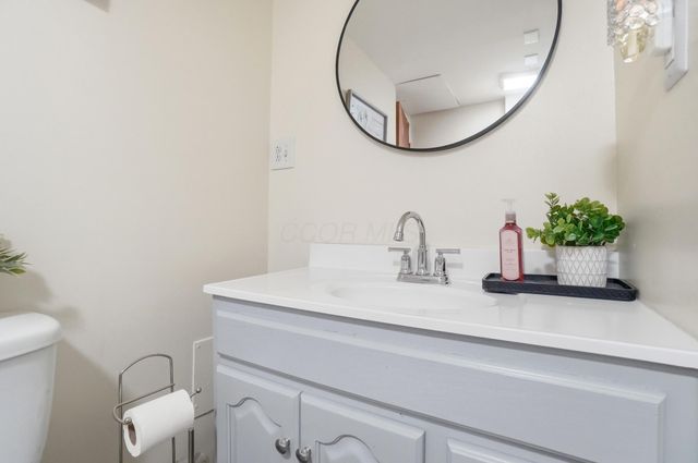 1905 Woodcrest Road, Columbus, OH 43232