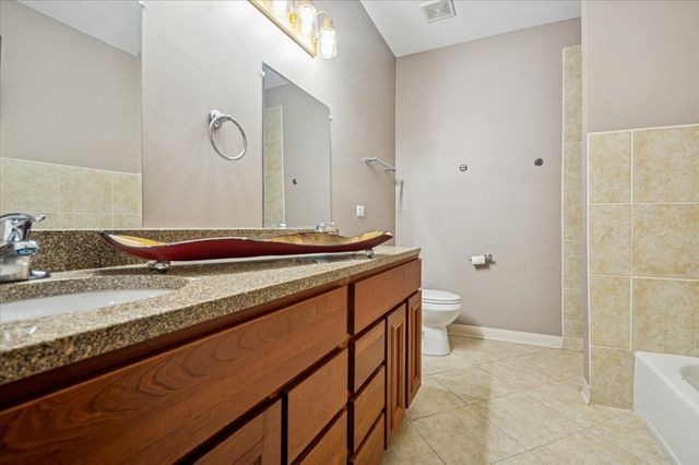 6328 S Drexel Avenue 1, Chicago, IL 60637