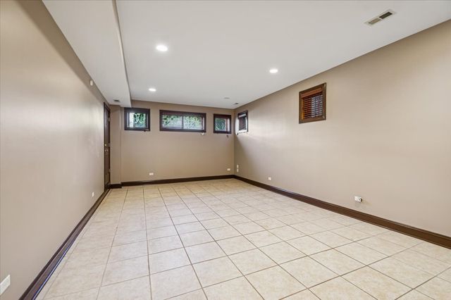 6328 S Drexel Avenue 1, Chicago, IL 60637