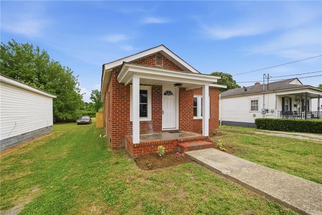 302 N 5th ST, Suffolk, VA 23434