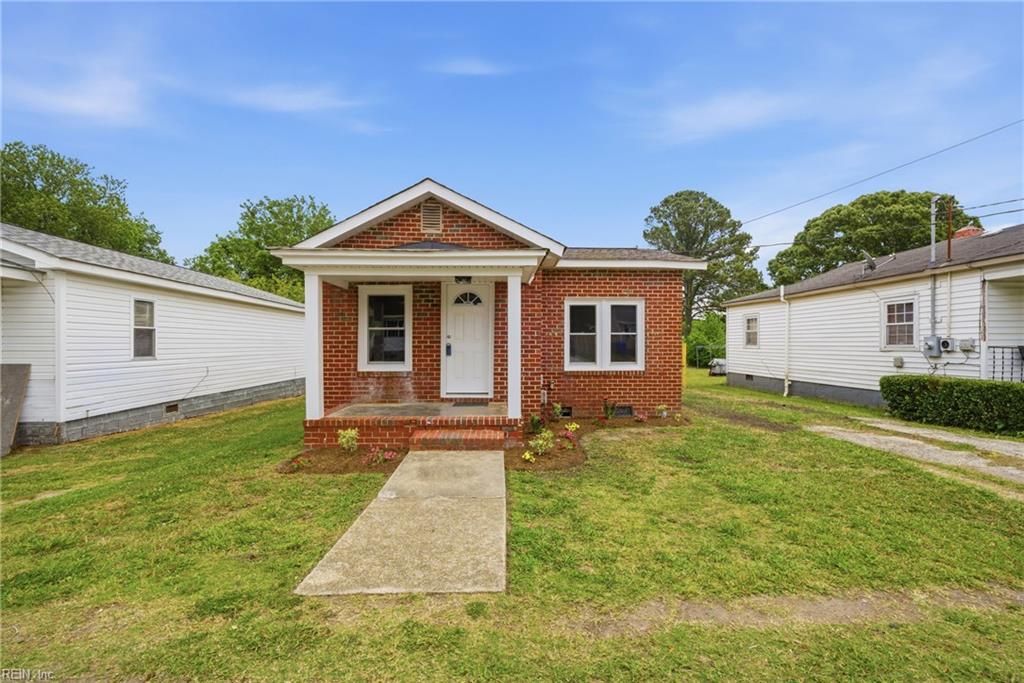 302 N 5th ST, Suffolk, VA 23434
