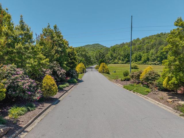944 Wildcat Drive, Murphy, NC 28906