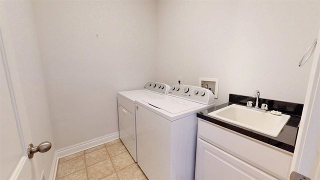 12832 Nautica Court, Van Buren Twp, MI 48111