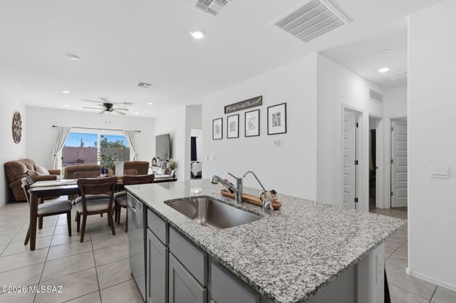 9780 E Gray Hawk Drive, Tucson, AZ 85730