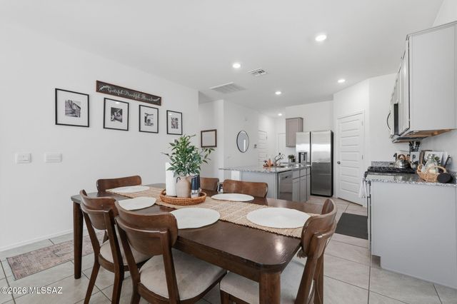 9780 E Gray Hawk Drive, Tucson, AZ 85730