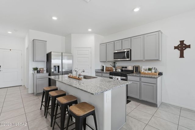 9780 E Gray Hawk Drive, Tucson, AZ 85730