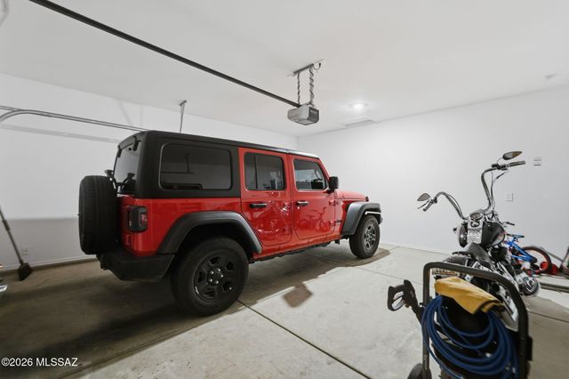 9780 E Gray Hawk Drive, Tucson, AZ 85730