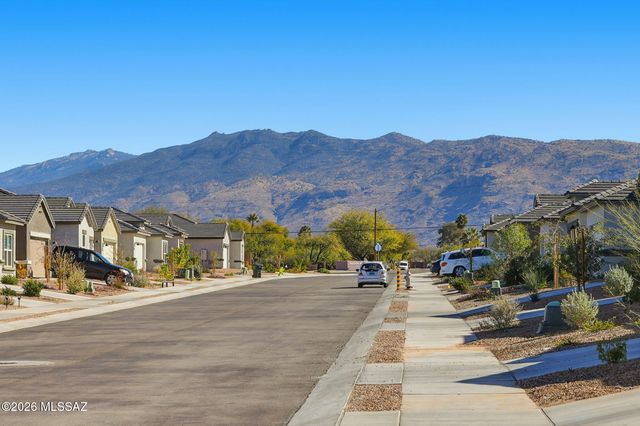 9780 E Gray Hawk Drive, Tucson, AZ 85730