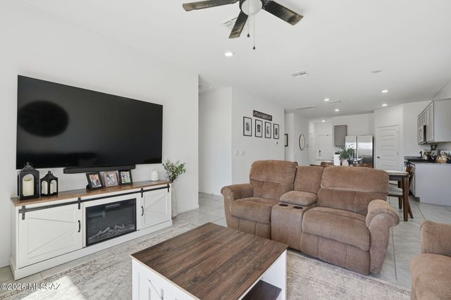 9780 E Gray Hawk Drive, Tucson, AZ 85730