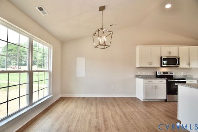 410 Kents Mill Rd, Louisa, VA 23093