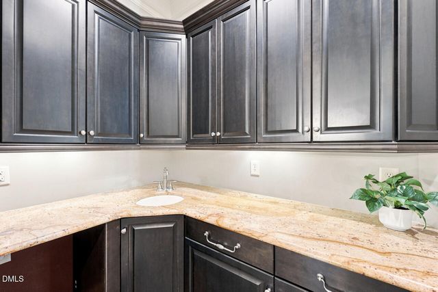 928 Oak Creek Road, Raleigh, NC 27615