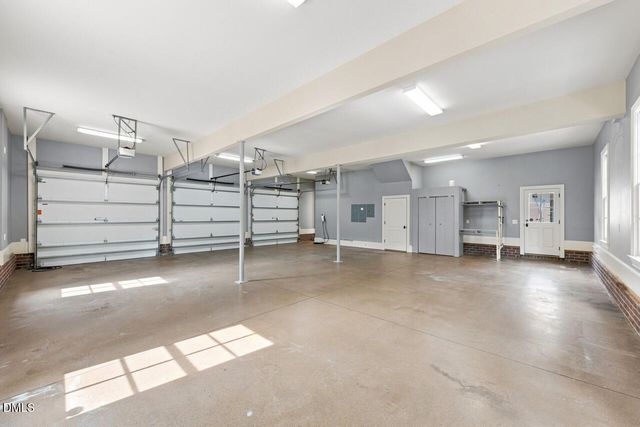 928 Oak Creek Road, Raleigh, NC 27615