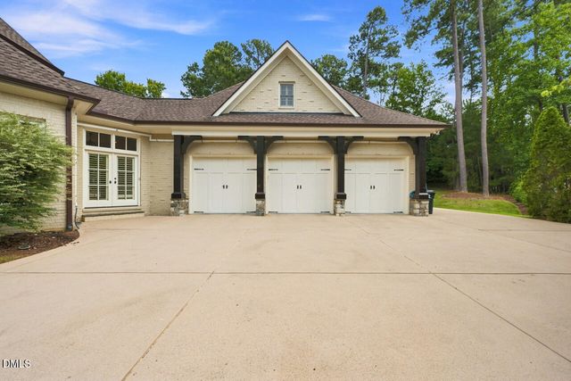 928 Oak Creek Road, Raleigh, NC 27615